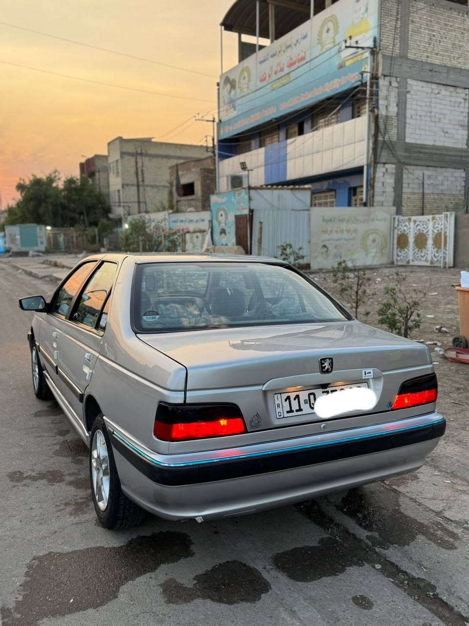 بارص 2024 
 تخم تاير جديد 
اسبير منازل 
 سياره نظيفه 
العنوان بغداد 
 هاتف***********
