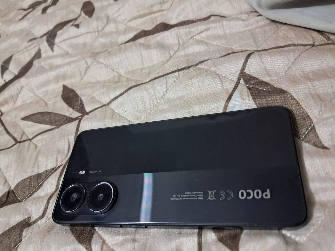 جهاز بوكو x7 نضيف100/90 ذاكره 512 بي كسر بشاشه ضربه امبينه سعره 350بي مجال أو مراوس بايفوان رقمي ***********مكاني بغداد المدائن
