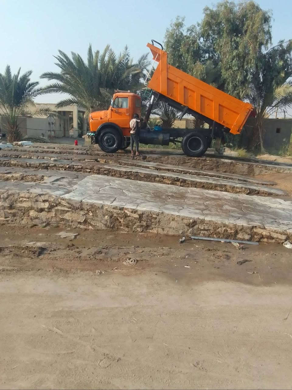 سلام عليكم اللبيع سياره تاته موديل 90رقم نجف انكليزي ال2030 بسمي مداور ثاني يوم مكينه وكير ابو ردين 82
ونج سدر العنوان السماوه السعر عل تصال فقط *********** مكلف بل نشر
