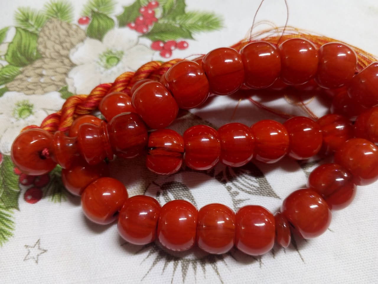 خليلي عينك ع المميز.... وجيبها ازا فيك اتجيبها...

الوصف مسكي مغلف مزنر أخد تغليف ومغنج من النوادر الخام والخراطة القديمة خراطة اسطى 33حبة شرابة حريرمع حببتين طقة وشامة وريحة بنج مقفولة انتيك الله يهني صاحب النصيب 
#الشمالي طرطوس المدينة تاجر شنطة 
ابوحيدر 0990433674وااتس/0991980690
فضلا وليس أمرا تعليق نقطة دعاء مشاركة مباركة دعوة ولكم جزيل الشكر والامتنان حياكم الله.


**إذا كنت صاحب هذا الإعلان وتريد حذفه لأي سبب، رجاءا أرسل رسالة إلى الدعم الفني**