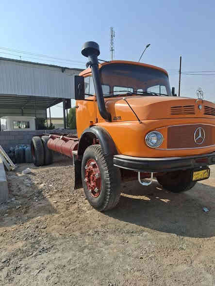 مرسيدس اقجم للبيع موديل ١٩٨٢ بلادي مامطوله القماره صبغ عام العنوان الانبار الرمادي 5 كيلو خط السريع معرض ابو قصي العسافي هاتف ***********
