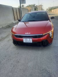 كي فور موديل ٢٠٢٥ ماشيه ٤٠٠٠ السياره مرقمه بأسمي ليبل واحد بيه صبغ نصف...