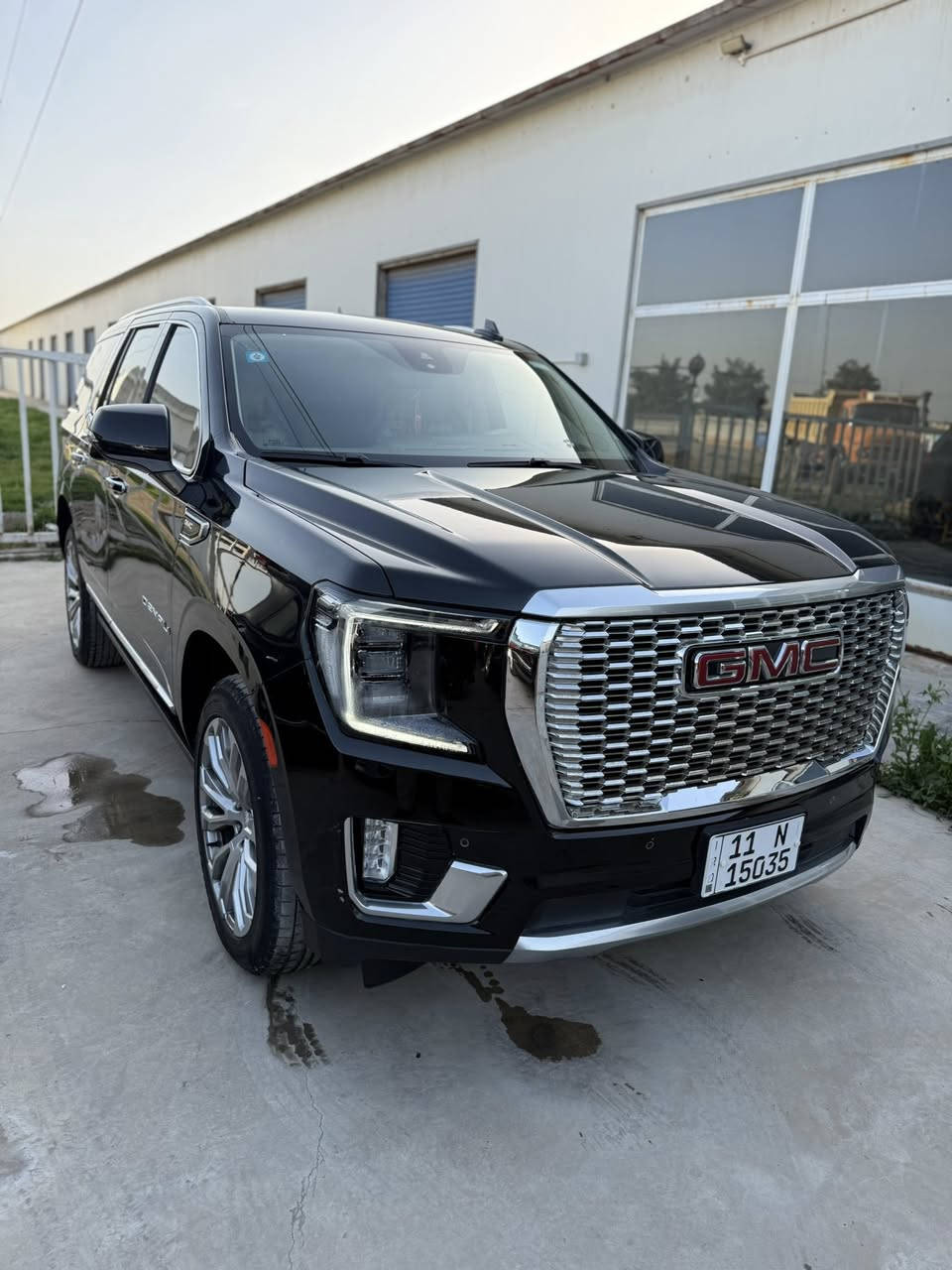 GMC YUKON DENALI

جي ام سي يوكون دينالي الجديد كلياً 

ماشيه 70الف 
الموديل :23

السعر6دفاتر وبيها مجال 
كفاله عامه بدون صبغ بدون بارد بدون فتح محرك كير بشرط 

اللون : اسود
حجم المحرك : 6.2 لتر 
عدد الاسطوانات : 8 سلندر 
القوة الحصانيه : 420 حصان 
الكير بوكس : 10 سرعات
فل مواصفات : 
نظام هيدروليك ( جكات )
دخول ذكي للسياره ( بصمة )
شاشات خلفية 
دفع رباعي دبل
دوسات كهرباء

السيارة رقم بغداد بأسمي تحويل مباشر 

🦅عبد الدليمي لتجارت السيارات 🦅

 العنوان بغداد الراشدية  
***********
