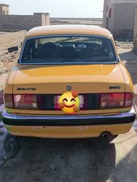 للبيع سعر 30 وبيها مجال بسيط السياره جاهزه من كل شي شراي يتصل078027832...