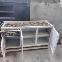 للبيع كاونتر حطاطه سعر ١٠٠ وبي مجال ٠٧٨٣٠٣٠٢٧٧٧