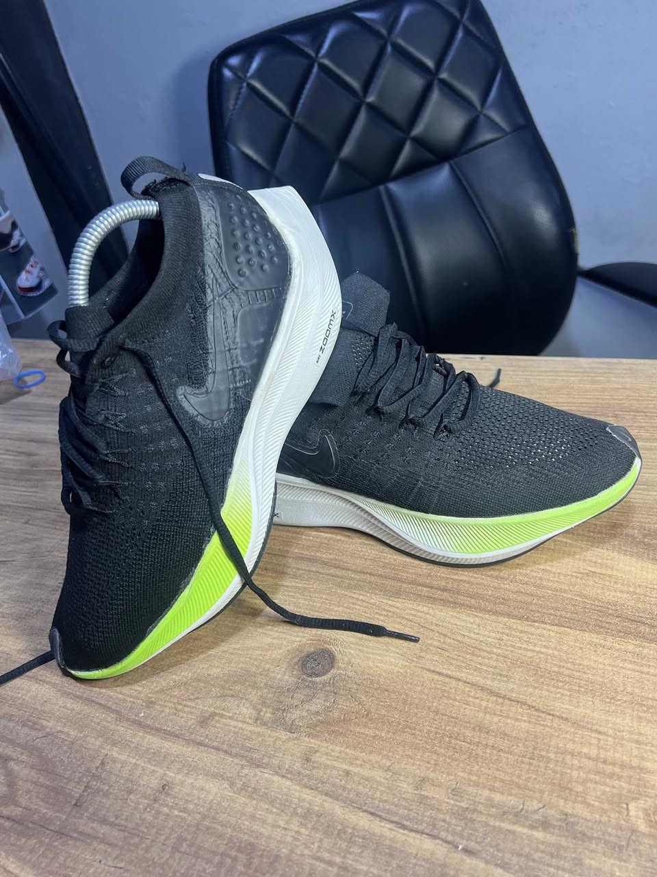 اصلي وكالة شبه مستخدم
قياس ٤٢ طول القدم ٢٦.٥ يلبس ٤١ 
٢٥ الف على اول تم + رقمك وعنوانك 
توصيل ٥ الف


**إذا كنت صاحب هذا الإعلان وتريد حذفه لأي سبب، رجاءا أرسل رسالة إلى الدعم الفني**