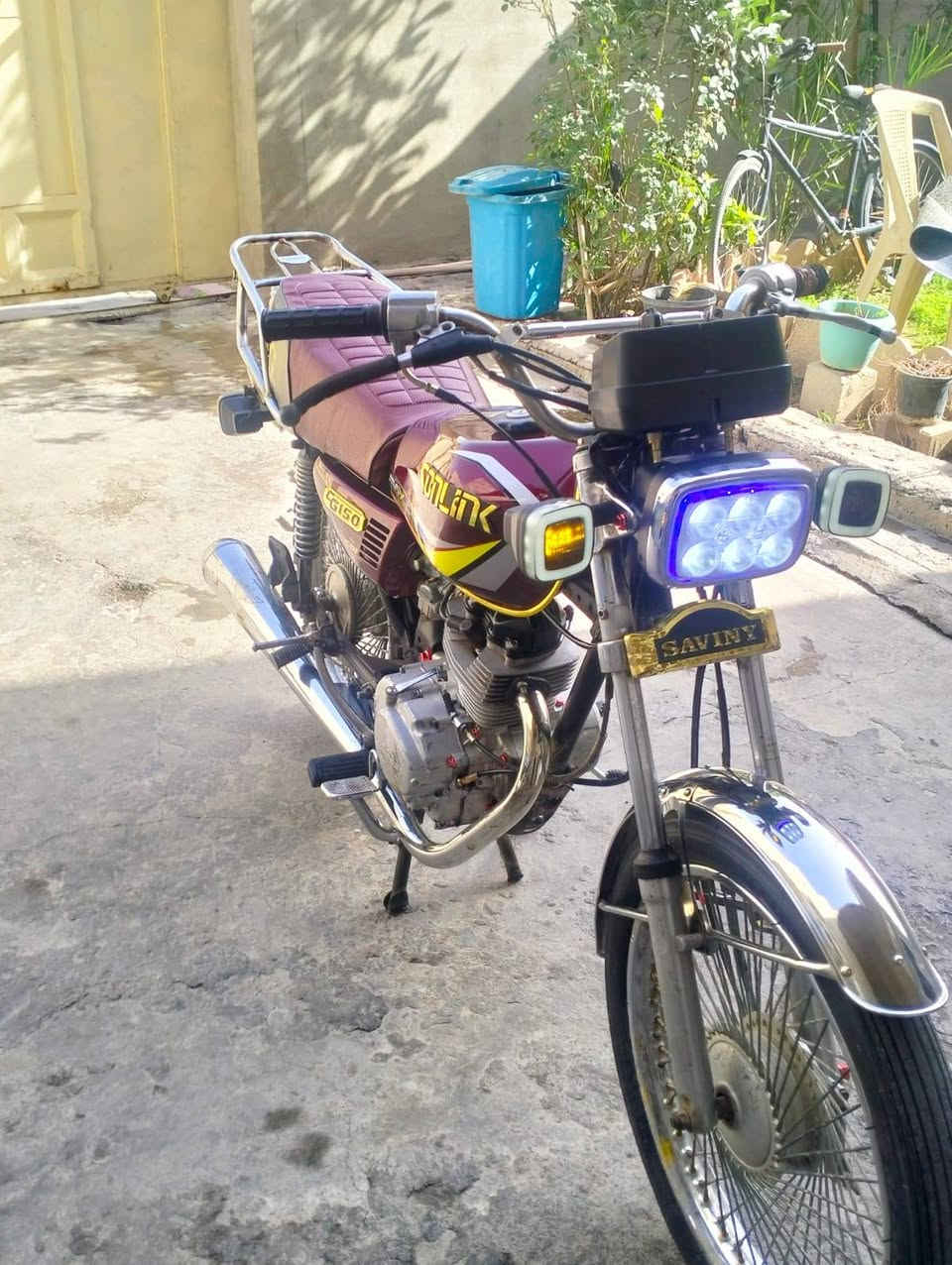 السلام عليكم دراجه للبيع موديل 2021 نضيف كلش محرك كل عيب ما بي كهربايات شغل كامل سعر 425 شراي اتصل عل رقم *********** مكاني حي حجاج
