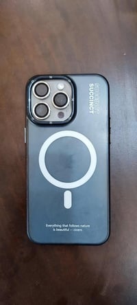 آيفون ١٥ برو ماكس • ٢٥٦ • مبدل شاشة