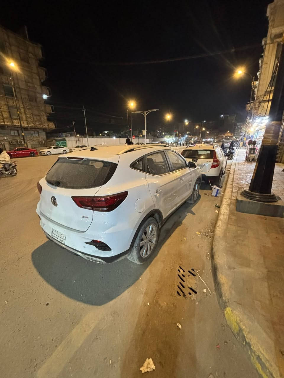 موديل ٢٤
نص مواصفات 
بيها بارد بالجاملغ عكس سايق الباقي كفاله 
سياره باسمي مكان كربلاء 
سعر 20 مليون بيها مجال 
***********
***********
