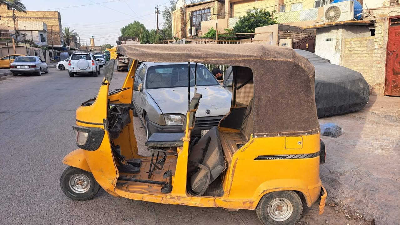 سعر مناسب تفاصيل ع رقم***********  موديل 20 رقم وسنويه بسمي بيها ضرر بسيط ابيع كوم حديد

