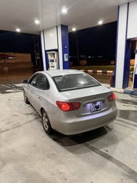 هۆندا ئەڤانتی  مۆدێل 2007 مەکینە 16 دکشن بەرز خاوێن مالی دۆست ، گێڕ و ...