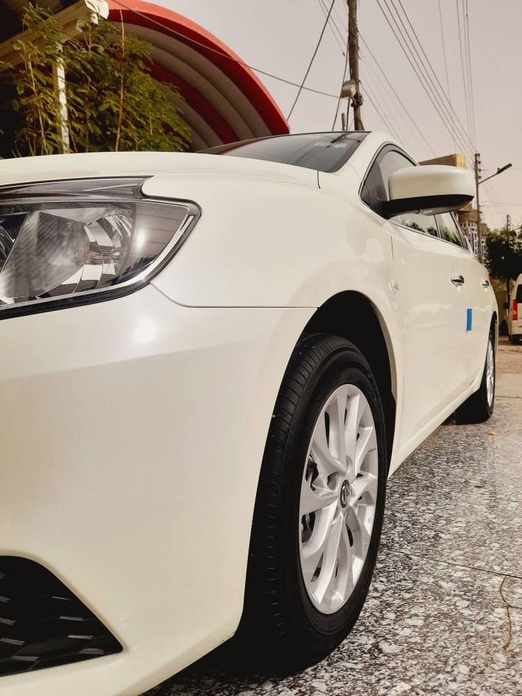 السلام عليكم نيسان سنترا 2025 رقم اربيل. وكاله مجانيه. ماشيه (2الف)  سياره اخت الزيروو كفاله عامه حتا الرصعه. مواصفات ويلكب كروم. شاشه عرض. بوجكترات. تحكم ستيرن. يدات نيكل. عطر نيكل. وباقي الموصفات معروفه الشراي يتصل ولل *********** البصرة, العراق
