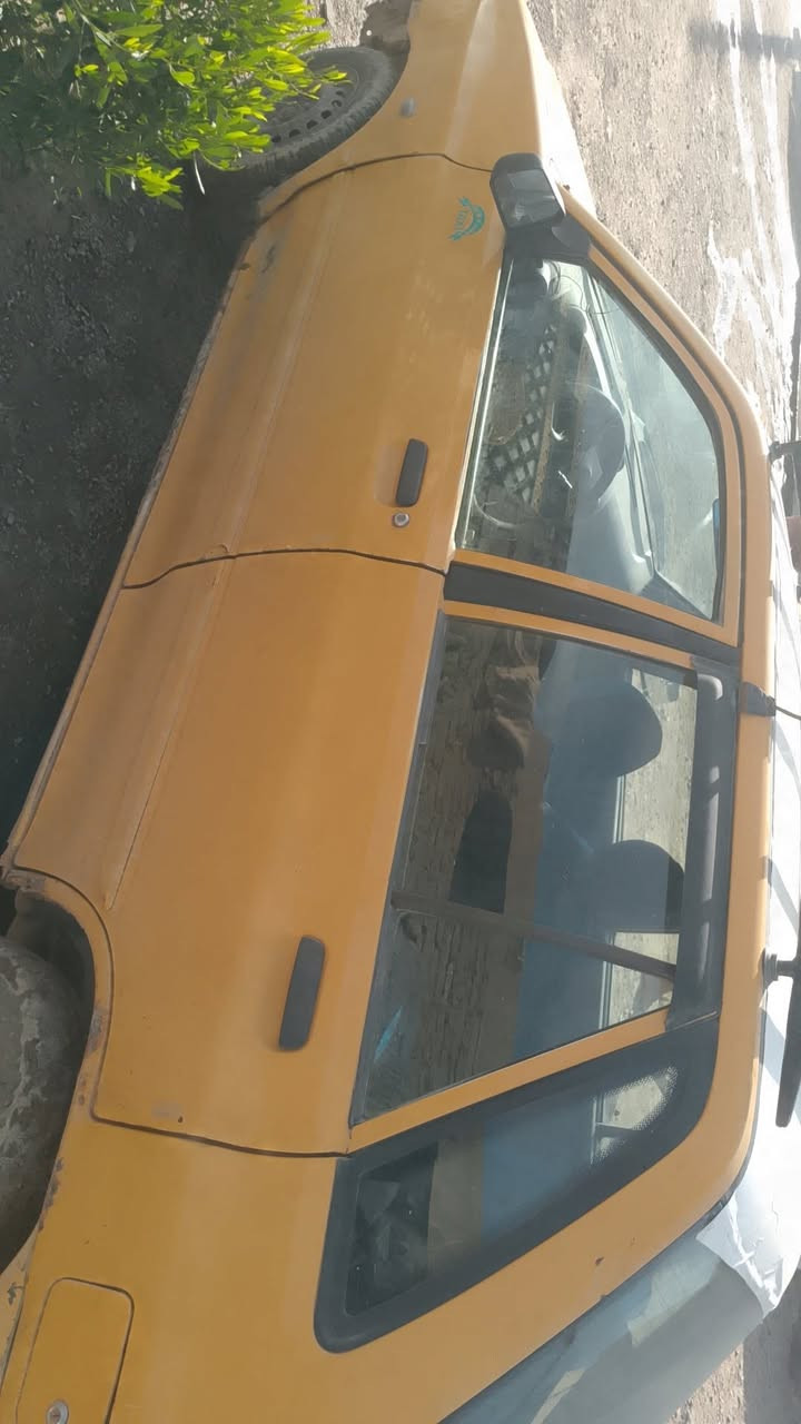 السلام عليكم سايبه للبيع كوم حديد بسمي مكينه بيه صوت 2011منغولي سنويه الشهر الثامن اتعهد بس بصمه السعر 15وبيه مجال السوك كلشي بيه اتواصل ***********
