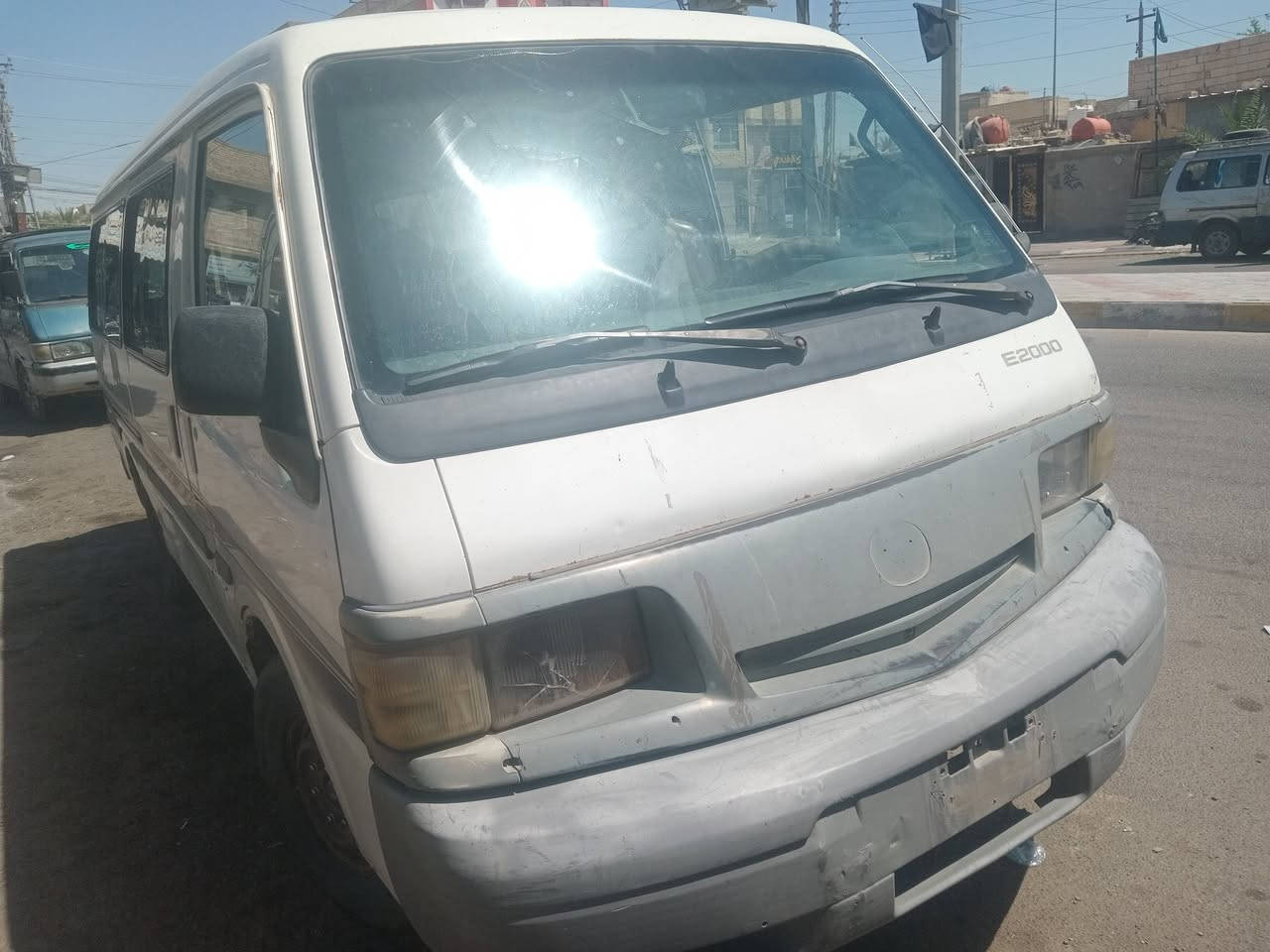 السلام عليكم  اخوان مازده باص مديل ٨ مال مزاد محرك كير اكسن ممتازات كشر بلادي يحتاج مكانات عل بارد سياره حلوه تترقم بغداد  اريده٤٧. بيه مجال موجوده بكربلاء الاتصال ***********

