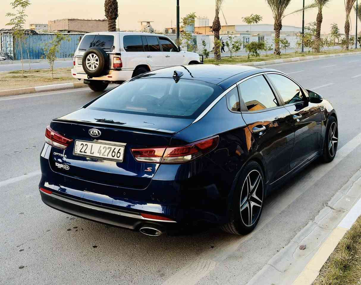 سلام عليكم اوبتما موديل 2018
فئه S سياره جاهزه خير من الله 
ماشيه 106 رقم اربيل بسمي 
تحويل ثاني يوم 
كير ومحرك خير من الله 
حداديه جديده 
تخم تاير جديد 
بيها اربع قطع صبغ 
دوشمه جديده 
مواصفات معروفه 
مكان السياره بغداد حي الجهاد 
السعر 110 وبيها مجال 
للاستفسار *********** 
واتساب ***********
