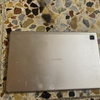 ايباد سامسونك شاحنه تايبسي للبيع يشغل ببجي ٩٠ فريم الشاشه مفطره بس شغا...