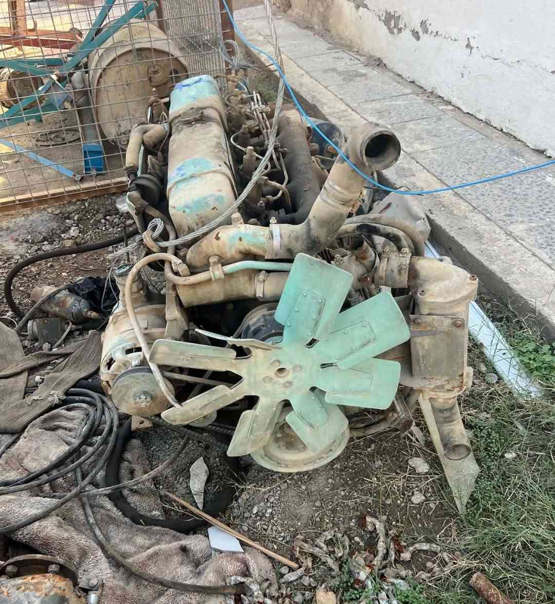 ‏للبيع محرك ***********
