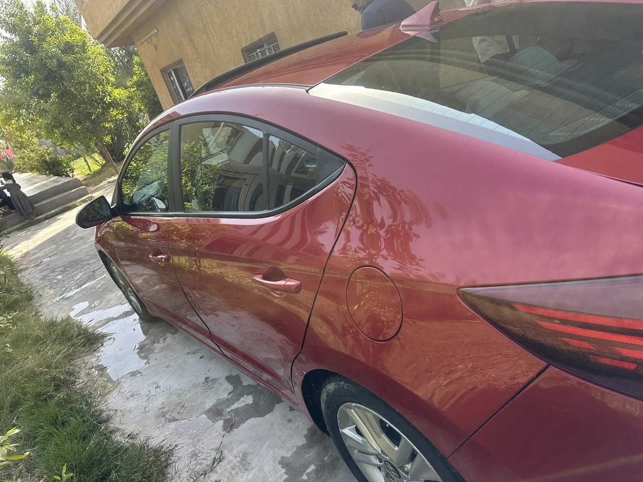 السلام عليكم النتره 2019 لمتد فول السياره وارد امريكي كير AT المرغوب كير مكينه بلادي السياره بدون دواخل او بدون يرباك ماشيه 83ml قابله الزياده او بيها قطعتين صبغ والسونار موجود بالمنشور مال المندلاوي السياره بسمي 
السعر 132 اوبيها مجال بسيط
***********
