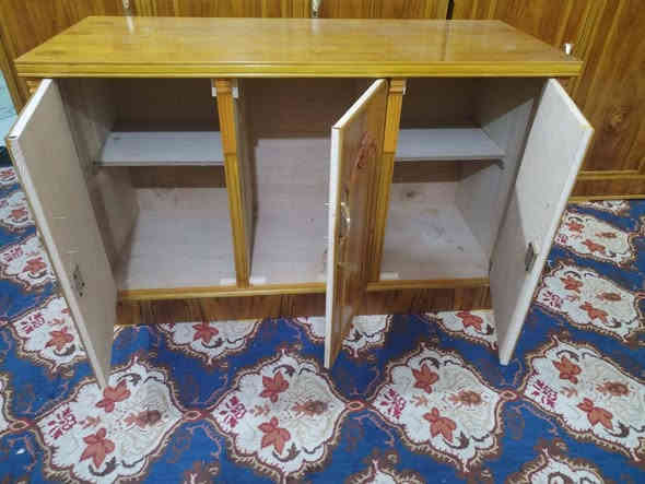 بوفيات صاج جديد غير مستخدم مترين + متر ونص كل خانه وحد
استفسار اتصال ***********
