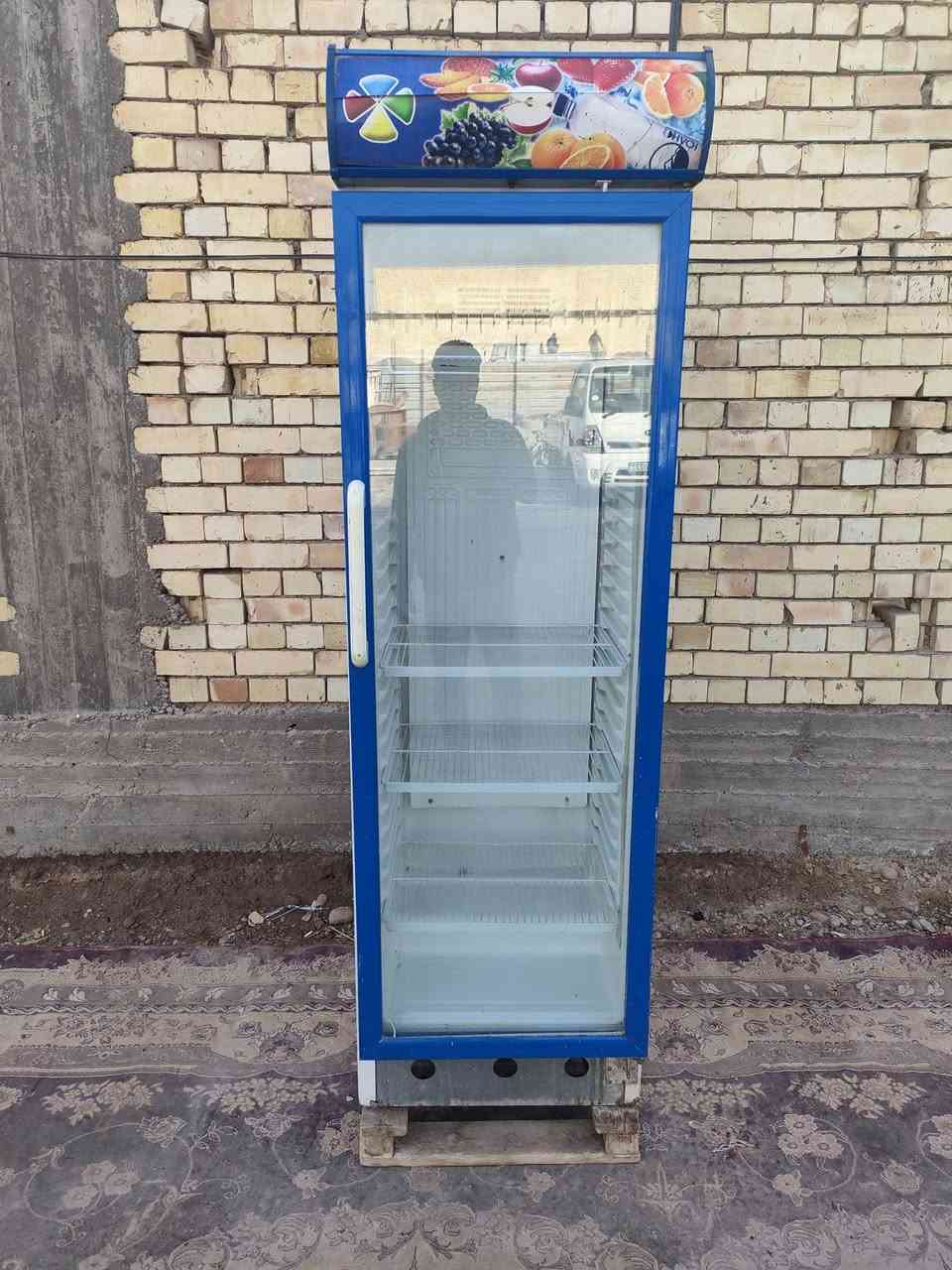 البيع عارضة عاموديا عل شغل النظافة 100/100 الشراي يتصل مكاني حي اور سبع قصور شارع ابو علي الرقم واتساب ***********
