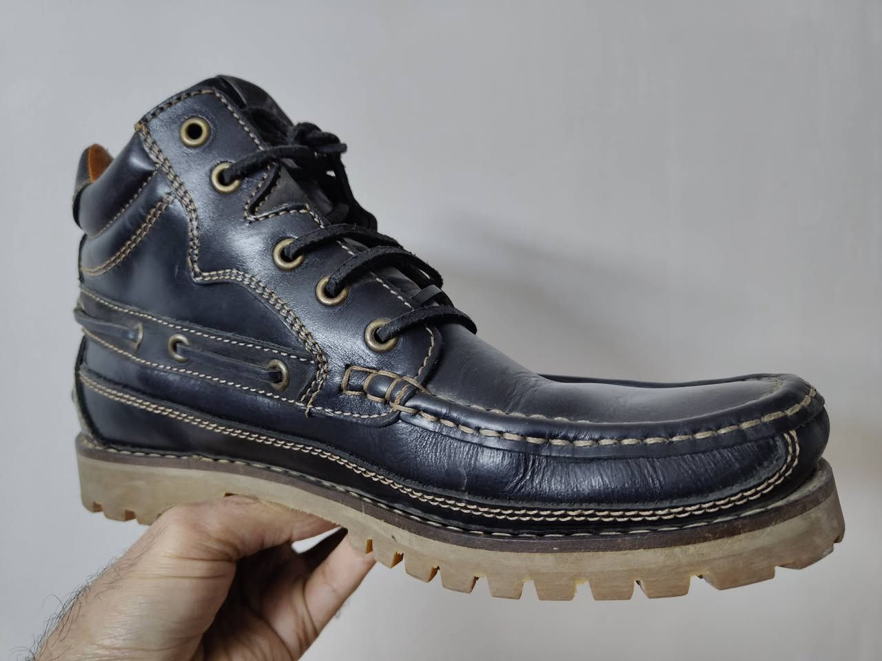 احذيه باله اصلي نظافه 100% 
كل القياسات 42 
كل قطعه وسعرها 
متوفر توصيل


**إذا كنت صاحب هذا الإعلان وتريد حذفه لأي سبب، رجاءا أرسل رسالة إلى الدعم الفني**