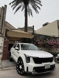 سورنتو 2025 خليجي للبيع   6 سلندر   ماشيه 32000km   استخدام شخص واحد م...