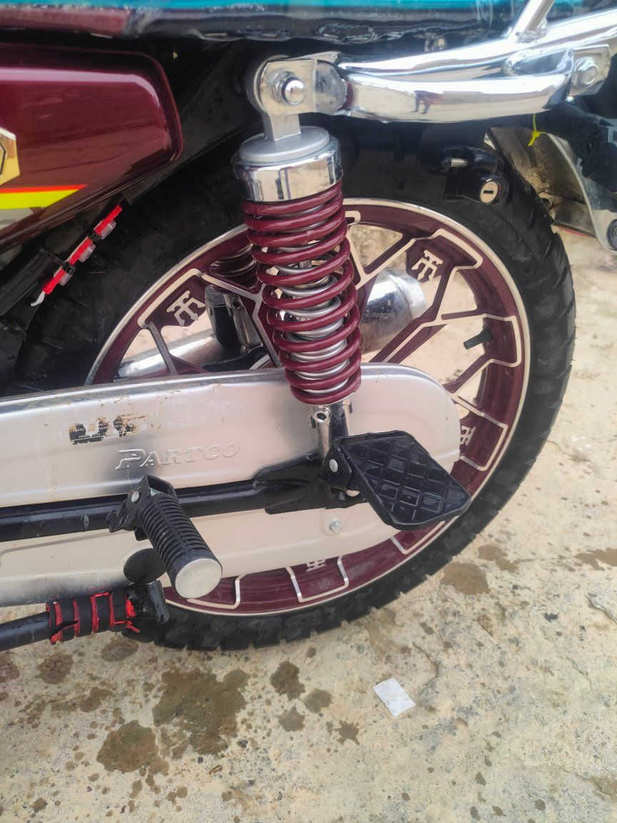 دراجة سيفان محرك 200cc موديل 2025 زيرو مستخدم شهر ابو الدرع محرك شرط وين من تفحص افحص شرط من ويل للويل منفيس موجود تشغيل عن بعد مكاني جنوب الموصل ناحية الشورة السعر 850 وبي مجال للاستفسار أكثر ***********
