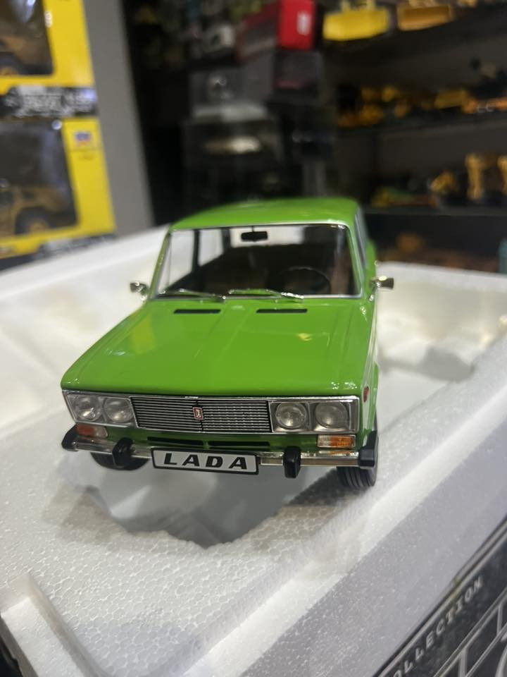 متوفر الان حجم 1/18 بمعنى 30 سم مختلف الموديلات والشركات وكل قطعة وسعرها


**إذا كنت صاحب هذا الإعلان وتريد حذفه لأي سبب، رجاءا أرسل رسالة إلى الدعم الفني**