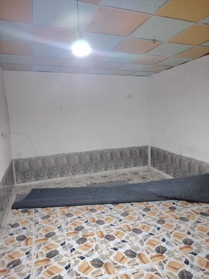 🏡 بيت للبيع

بيت للبيع بموقع ممتاز، " بأرقة مكان بالمكرمة ، منطقة13الف قرب مدرسة محمد باقر الصدر ،شارع10
🔹 المساحة: 100 متر

🔹 عدد الغرف: 3غرف

🔹   الطابق الاول /استقبال  ومطبخ وتواليت خارجي وداخلي وحمام ومكشوفه وغرفة

🔹 الطابق الثاني / غرفتين 

المنزل بحالة جيدة 
💰 السعر: 115( قابل للتفاوض)

📞 للتواصل والاستفسار:***********
 ⬇️⬇️⬇️⬇️ بعض من صور البيت
