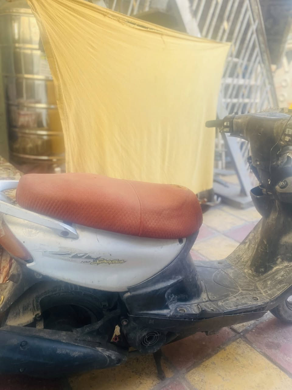 السلام عليكم عندي ماكس قجمه لبيع دراجه زينه ومكاني بغداد الجديده السعر ٣٠٠وبيها مجال الرقم ***********
