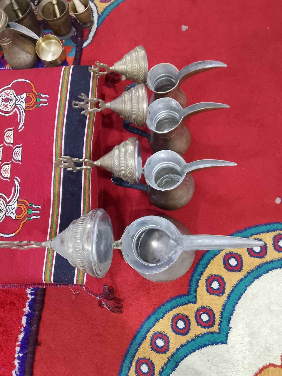 كماكم نصراني نحاس اصلي طرق يدوي قياس 54/45/41/36 للستفسار اتصال *********** يوجد توصيل
