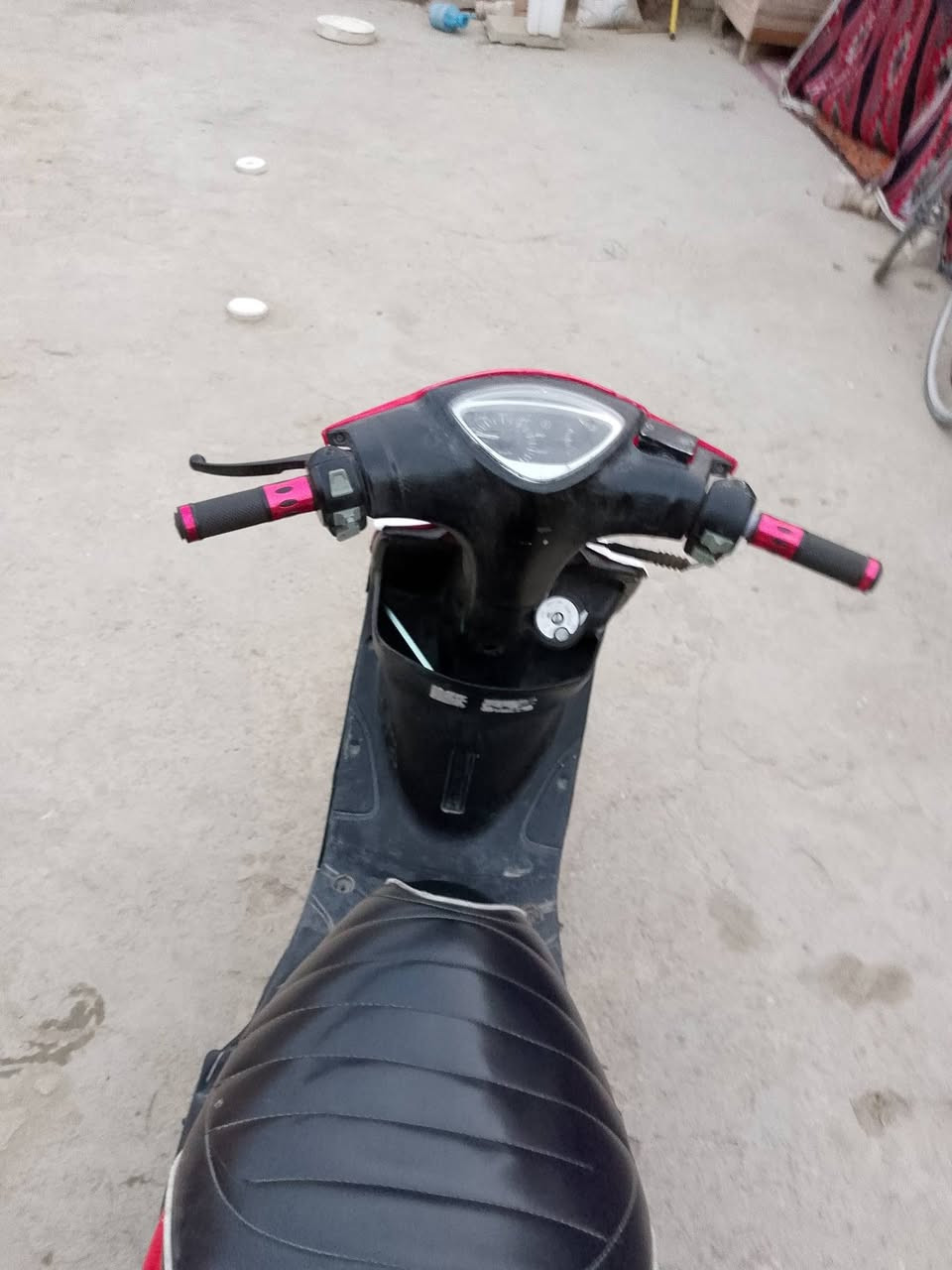 سلام عليكم دراجه ماكس عدله كلشه مابيه بس عوزه كلج امامي شلعه معدل كله شغاله سعره400 قفل تصال بي واساب ***********
