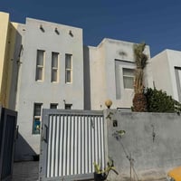 200 متر بلص في مجمع السلام السكني  3 غرف نوم  استقبال ومطبخ وصاله وكرا...