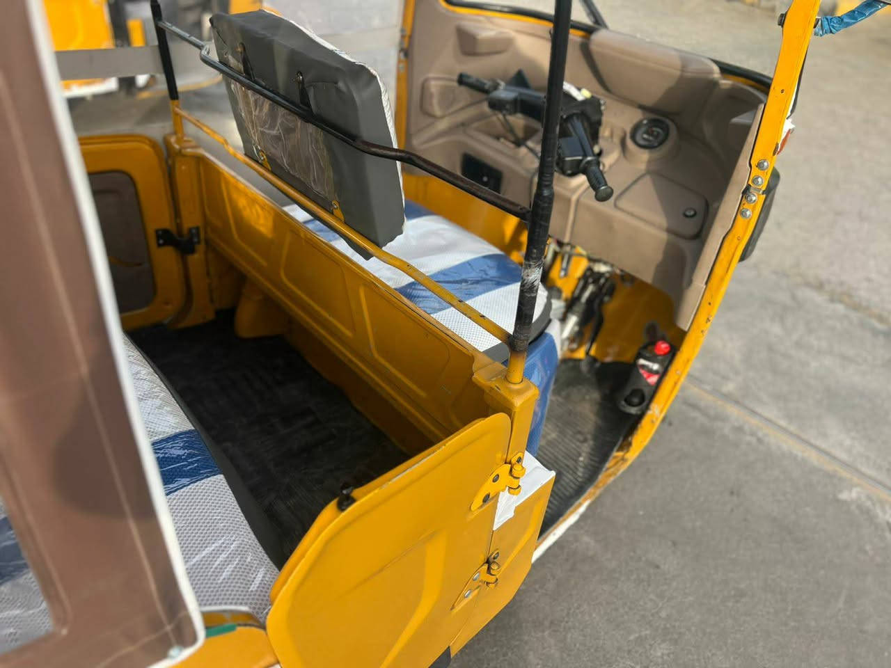 تكتك 21 رقم انگليزي بغداد تحويل ثاني يوم. جاهزه من كلشي تجفيت وكلجات جدد تخم تاير جديد باتري جديد دوشمه وجادر جدد عنواني بغداد شهداء السيديه تقاطع الدرويش السعر. 7.300.


**إذا كنت صاحب هذا الإعلان وتريد حذفه لأي سبب، رجاءا أرسل رسالة إلى الدعم الفني**