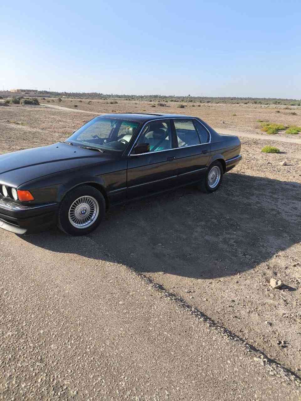 سلام عليكم من رخصت مدير الكروب  بي ام دبليو رقم بغداد انكليزي مكينه وكير حاويه بالجيس سياره حلوه وجديده مكفوله كفاله عامه  سعر45 مجال قليل تفاصيل أكثر الاتصال على الرقم ***********عنوان بابل الكفل
