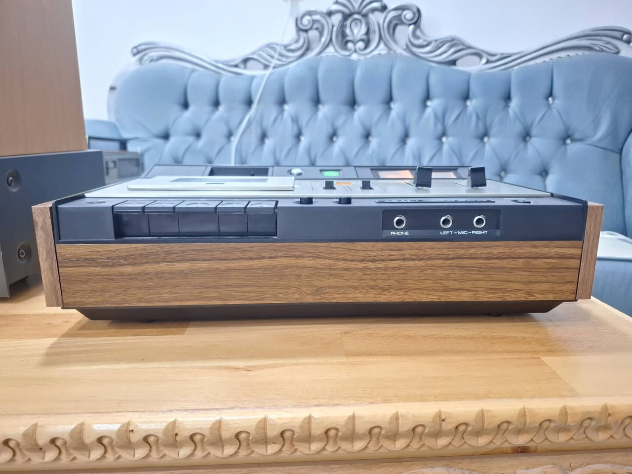 مسجل دك ياباني ماركة : AKAI GXC-38
صناعة : 1973
نظام دولبي
نظافة تامة
السعر 200 الف مع التوصيل


**إذا كنت صاحب هذا الإعلان وتريد حذفه لأي سبب، رجاءا أرسل رسالة إلى الدعم الفني**