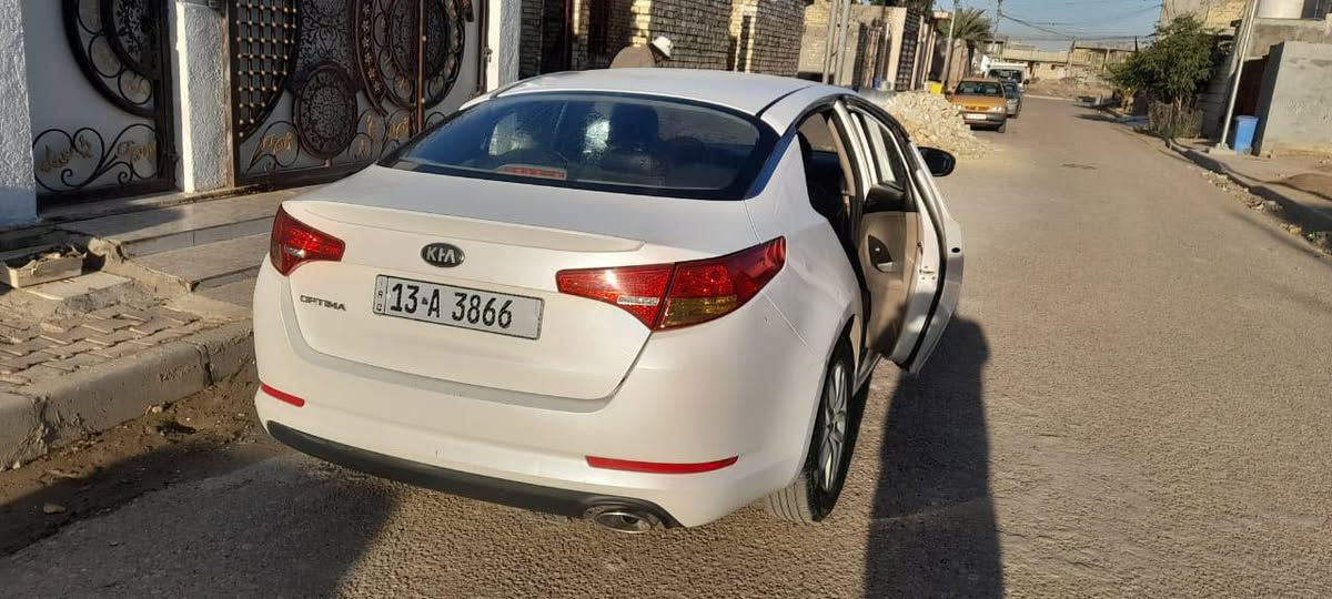 سلام عليكم
كيا اوبتيما خليجي موديل 2013 فول مواصفات 1/1 قماره حديد مكفوله كفاله عامه من الضربه والصبغ والتبديل والفتح والخياس سياره بوضع الشركه جديده جدآ السياره مواصفات السيارة محرك 2400  تبريد أمامي خلفي  لد أمامي خلفي لايت عدسه  سياره جديده جدآ من الداخل والخارج وجاهزه مكينة كير كهربائيات تخم تاير كله جديد تبريد ثلج  حدادية شرط ١٠٠% تراي زيرو مكان ميسان علي الغربي
 السعر﴿ 135﴾
للتواصل رقم الهاتف ‭0771 091 2015‬
