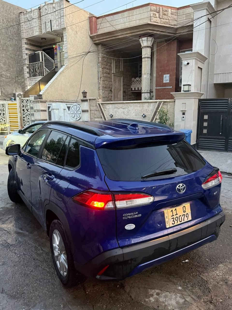 بيع فقط
السلام عليكم العزاز 
سياره كورلا كروز موديل 2022
وارد امريكي بيها فقط باب وجاملغ سرقه ومرفوق بل منشور بدون حادث كفاله يرباك وكلشي بيها مكفول سياره فول موصفات من عده الفتحه سياره مداور ثاني يوم بسمي  تاخذ مداور مني ثاني ويوم  
مكاني الحله الهاشميه السعر ١٦٨وبيها مجال حك الجيه العزاز 
***********
