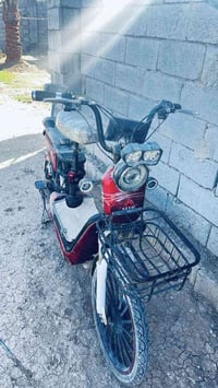 للبيع السعر250وتساب 07506717110