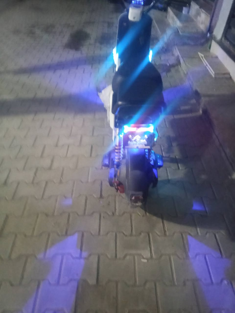 السلام عليكم دراجه شحن R9s للبيع السعر 650وبيه مجال لالستفسار***********
متوفر خاص
