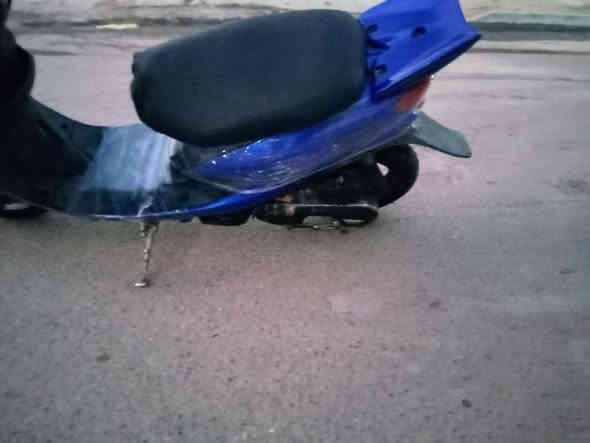 دراجه عصفوريه كامله ولا نقص مكان الحريه السعر 150 رقم الهاتف***********
