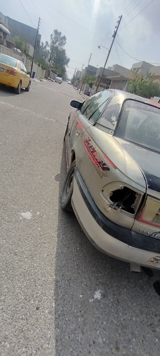 سلام عليكم سياره اوبل بزون موديل 97 كير محرك بطه 2ونص ديلكو عربانه خلفيه شد جديد منضومه تبريد كامله بس شحن غاز كهربائية فول عل بلاد حته الجداحه شغال  السياره صاحبه موجود بكركوك رقمه مشروع وطني بس ماموجه صاحبه بكركوك اسمه الكامل موجود بل واجه سياره خير من الله جاي اطلع بيه محافضات المكان كركوك حي الاسرئ مفقودين السعر 18بي مجال قليل رقم الهاتف ***********
