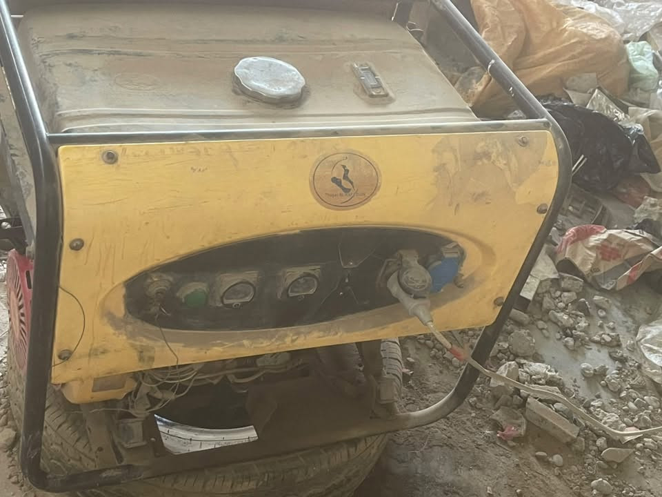 مولد سلف للبيع
بسعر مناسب 
ديالى شهربان 
***********

