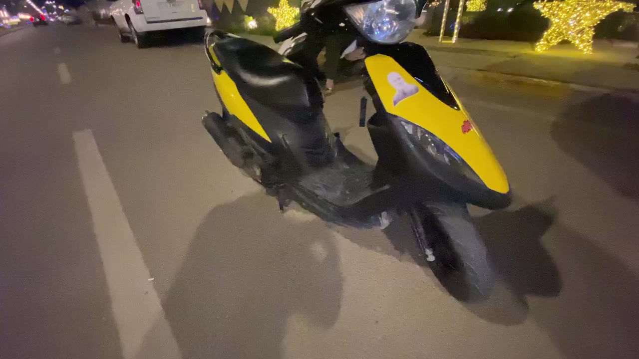 ماكس عدله بلادي سلف هندر شغال السعر ٥٥٠ وبي مجال العنوان بغداد *********** اتصال عله هاذا الرقم
