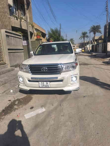 لاند كروزر 2013 السياره كفاله عامه جاهزه من كلشي 
بصمه فتحه كشنات جلد سياره جديده بمعنى الكلمه تجي ونشوف بعينك احلى من التصوير السياره ماشيه 173 حقيقي 
مكان السياره بغداد الكرخ السعر 395 الاستفسار ***********
