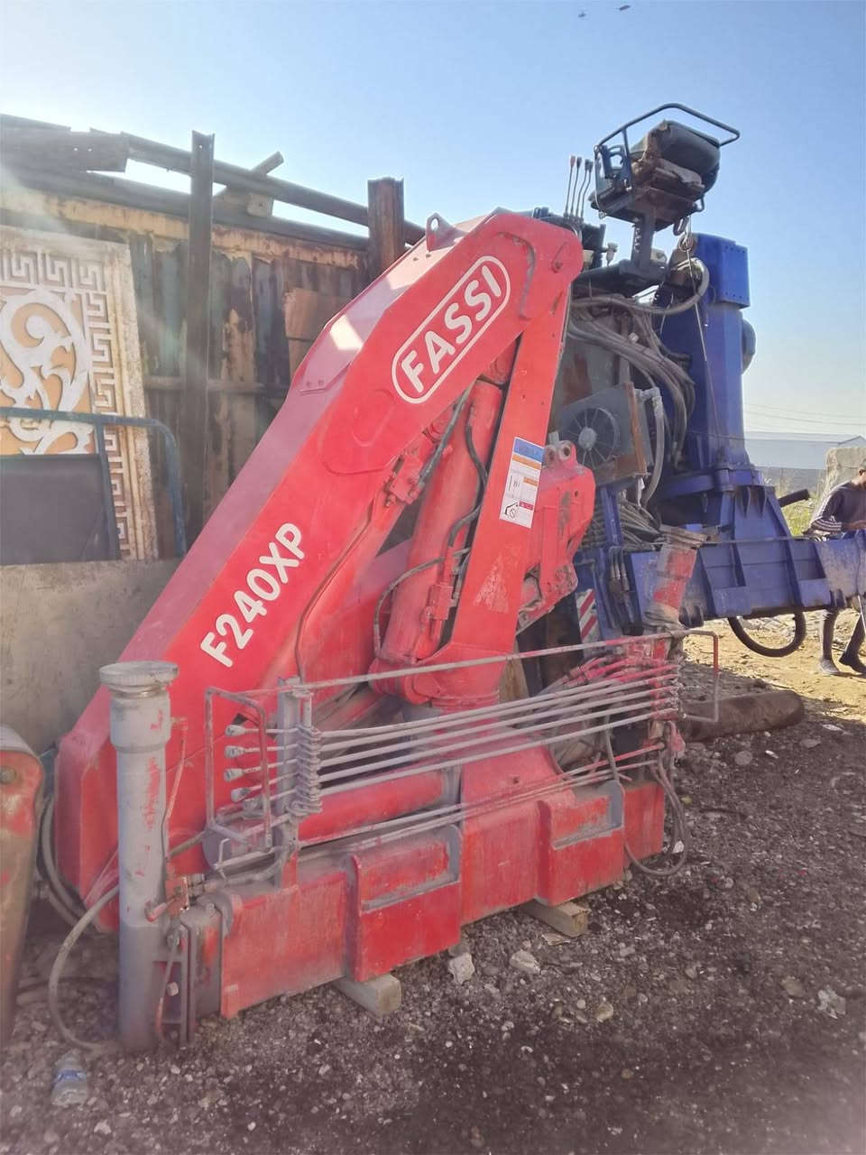 السلام عليكم كريم للبيع فاسي حجمه 240 مقفول كفاله عامه ثلاث سلايتات الوانه بجرف الندف***********
