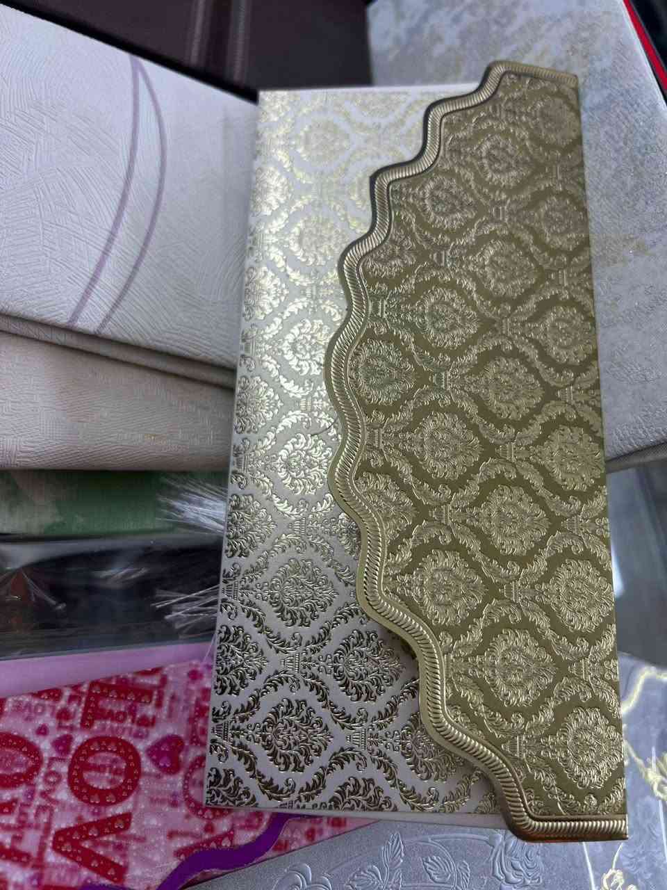 ظروف مزغرفة باشكال متنوعة 
📍 | حي تونس- قرب الشيف السوري - مقابل اسواق العائلة


**إذا كنت صاحب هذا الإعلان وتريد حذفه لأي سبب، رجاءا أرسل رسالة إلى الدعم الفني**