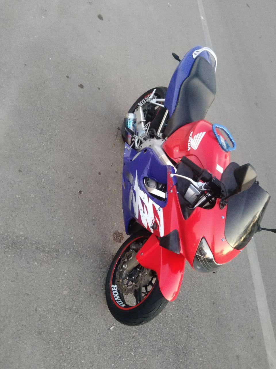 سلام عليكم دراجه f4 سعر 20مكينه 600مكفوله مكينه كير مكان بغداد الشعب دراجه خير من الله محركها يشك كاع ليحب يقتنيها يتصل ***********
