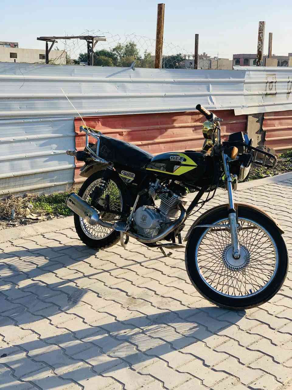 سلام عليكم تايكر للبيع موديل 19 شرط مفتوحه مره وحده ولفات جانت بل حجز كهربائياتها كلهه شغاله شلع دبلاتهه كلهه شغاله شلعه ومعدل خير من الله السعر 350 قفل لاتكلي نزل ربع للاستفسار ***********
