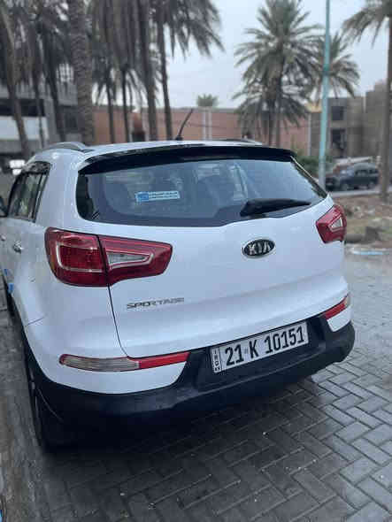 السلام عليكم كيا سبورتج للبيع (بدون مراوس ) خليجي بيهة صبغ جاملغ وبنيد وجاملغ خلفي بدون دواخل وبدون ضربة قوية وبدون حادث اثر شخوط بسيطة وطخطخات رقم شمالي وبسمنة يعني مو بسم كردي ولا بسم شركة السيارة علة ايدنة استخدام شخصي ممداورة قديمة عدنة
مواصفات السيارة
(1) بنراما شغالة+ حساسات
(2) كامرة خلفية+ تحكمات ستيرن
(3) اشاير بل مري ومري شفط
(4) مكينة دوش ١٠٠/١٠٠
(5) كير درجة اولى
(6) صدر وتبريد وتدفئة مكفولات
(7) ميكانيكيات وكهربائيات وحدادية ١٠٠/١٠٠
(8) تخم تايرات جدد+ داخل غرفة جديدة
(9) السيارة جاهزة مابيها اي نقص
(10 السعر ( ١٣٢  ) ورقة وبيها مجال المكان بغداد الكرخ للاستفسار  ***********
